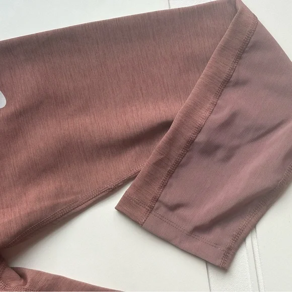 NWT Women’s Nike Dri-Fit Leggings Size M - Picture 2 of 10